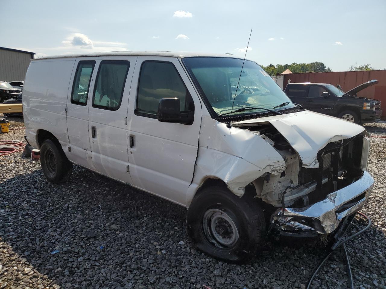 Ford Econoline E250 Van Image 7