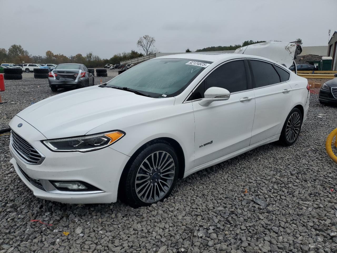 Ford Fusion Titanium Hev Image 1