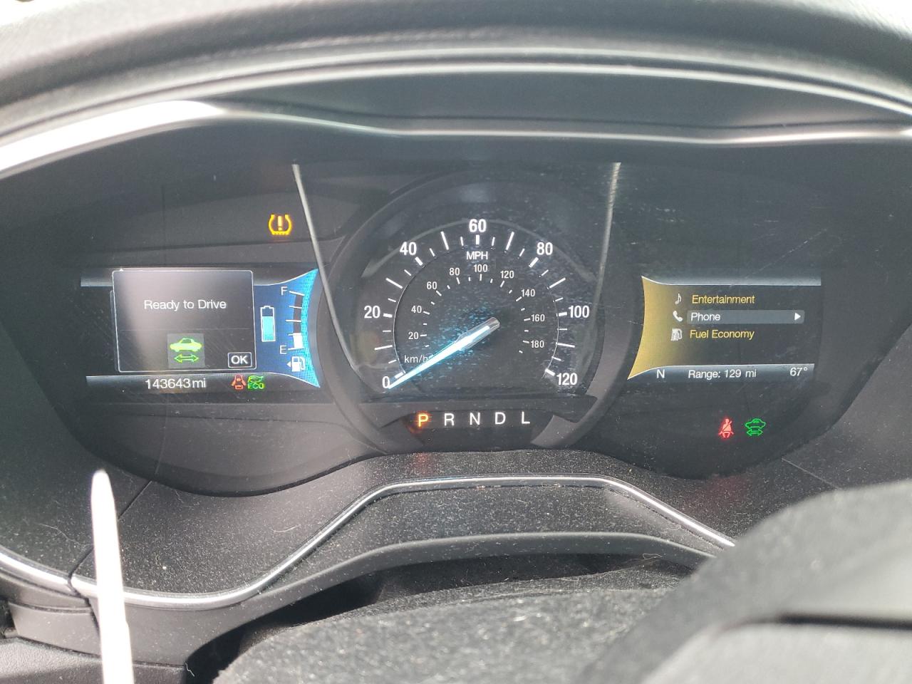 Ford Fusion Titanium Hev Image 4