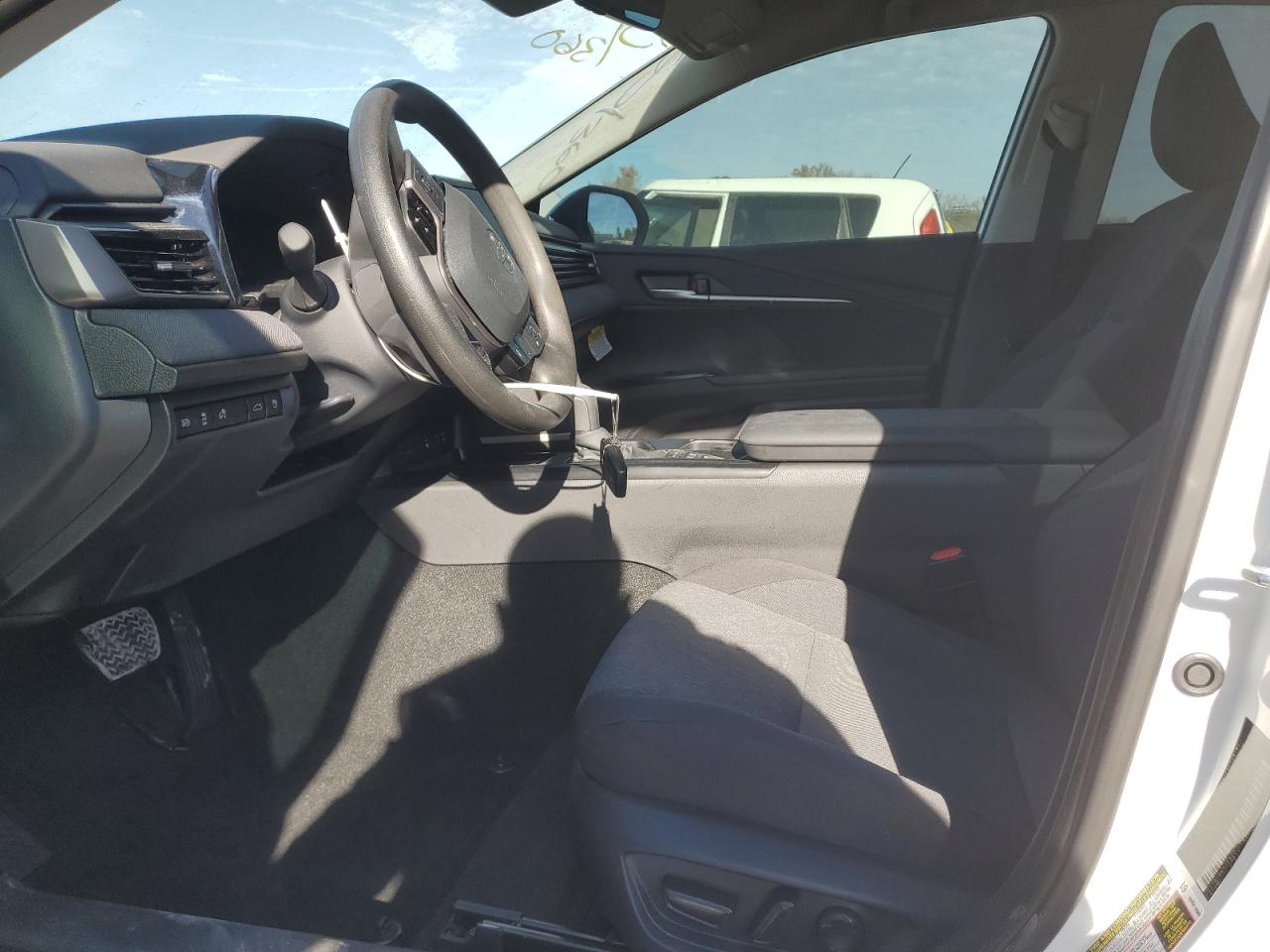 Toyota Camry Xse Image 10