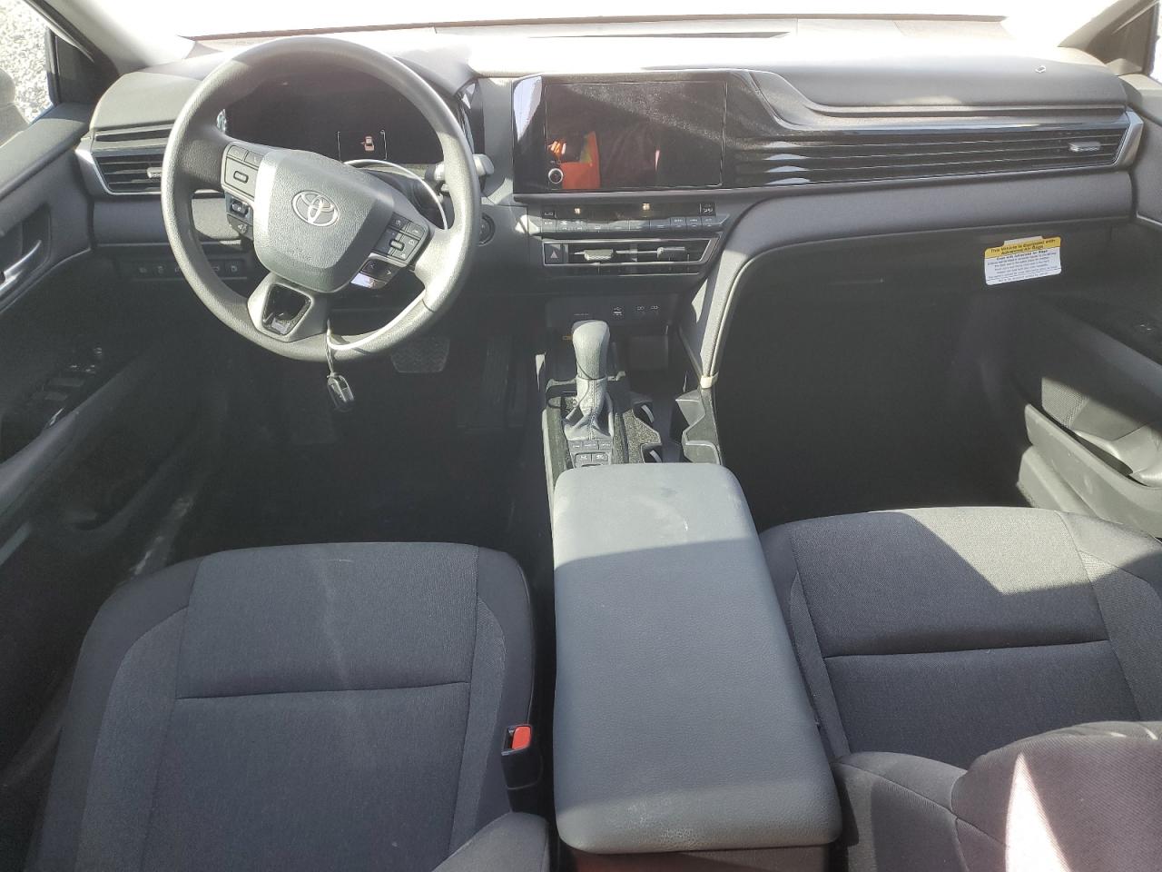 Toyota Camry Xse Image 8