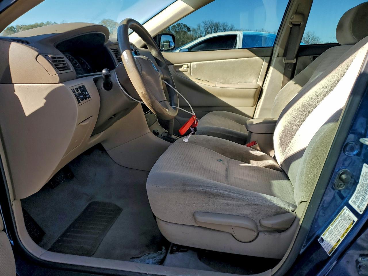 Toyota Corolla Ce Image 12