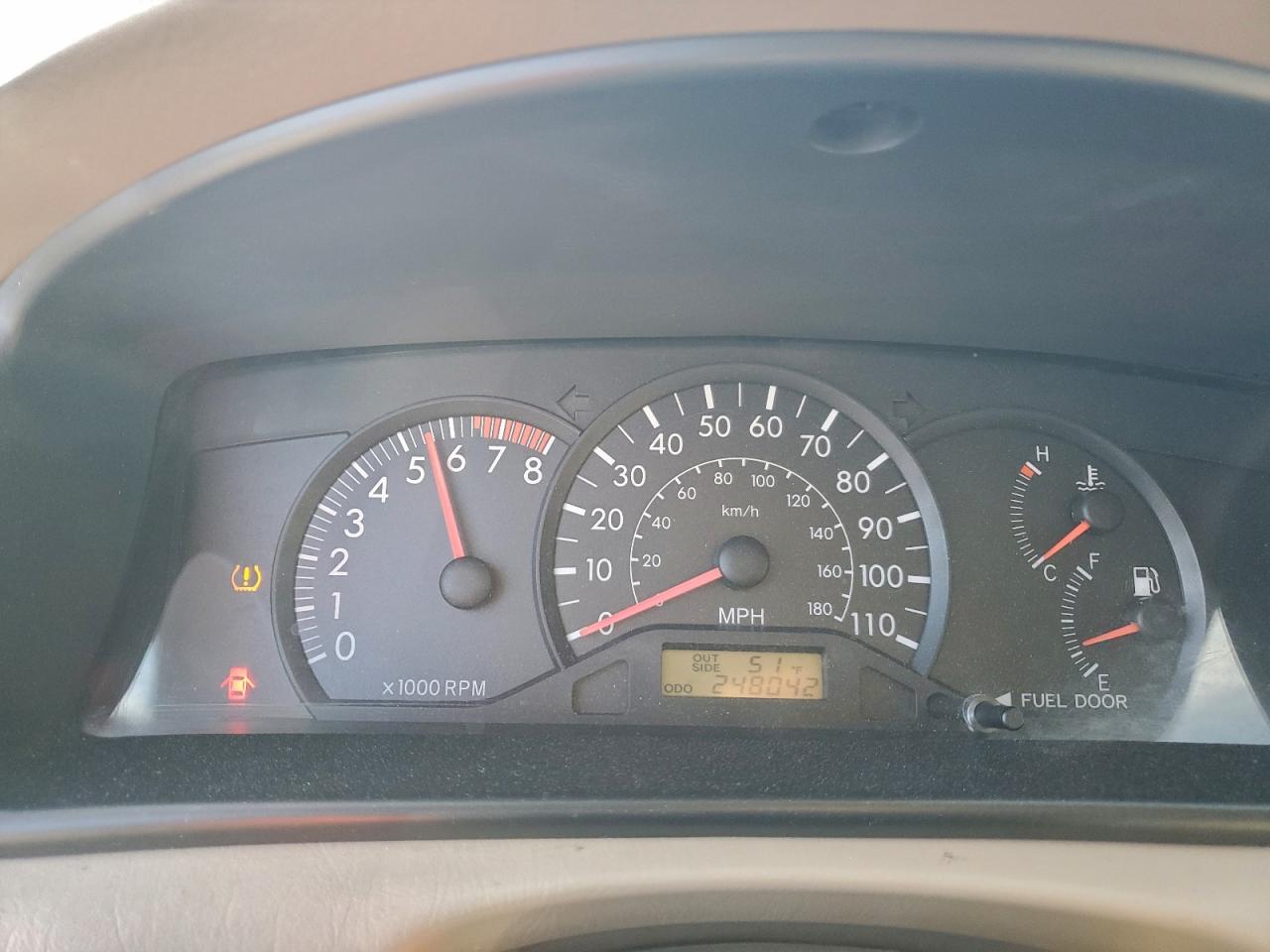 Toyota Corolla Ce Image 6