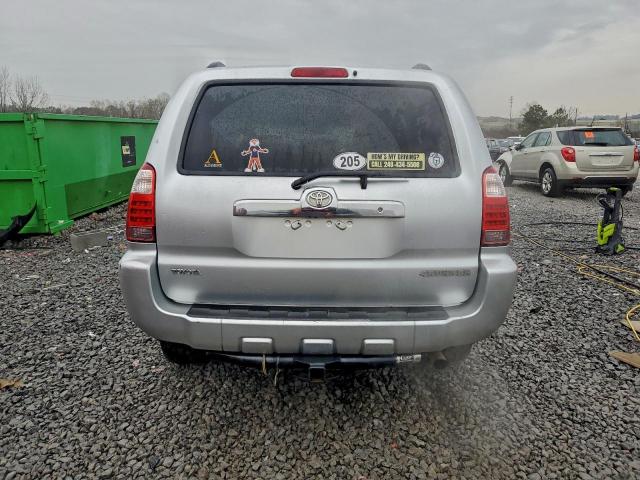 Toyota 4Runner Sr5 Image 12