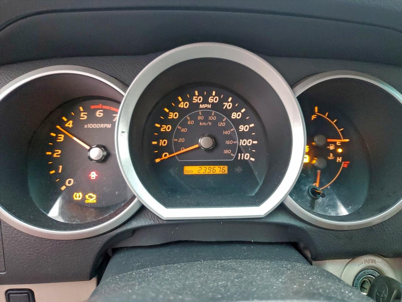 Toyota 4Runner Sr5 Image 11