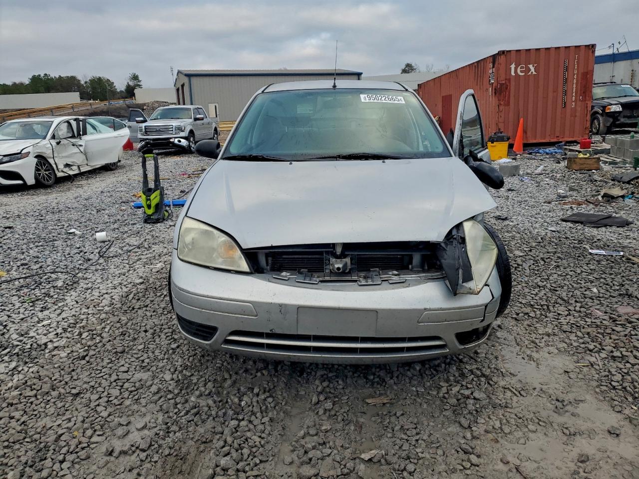 Ford Focus Zx4 Image 6