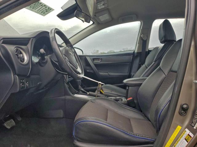 Toyota Corolla L Image 3