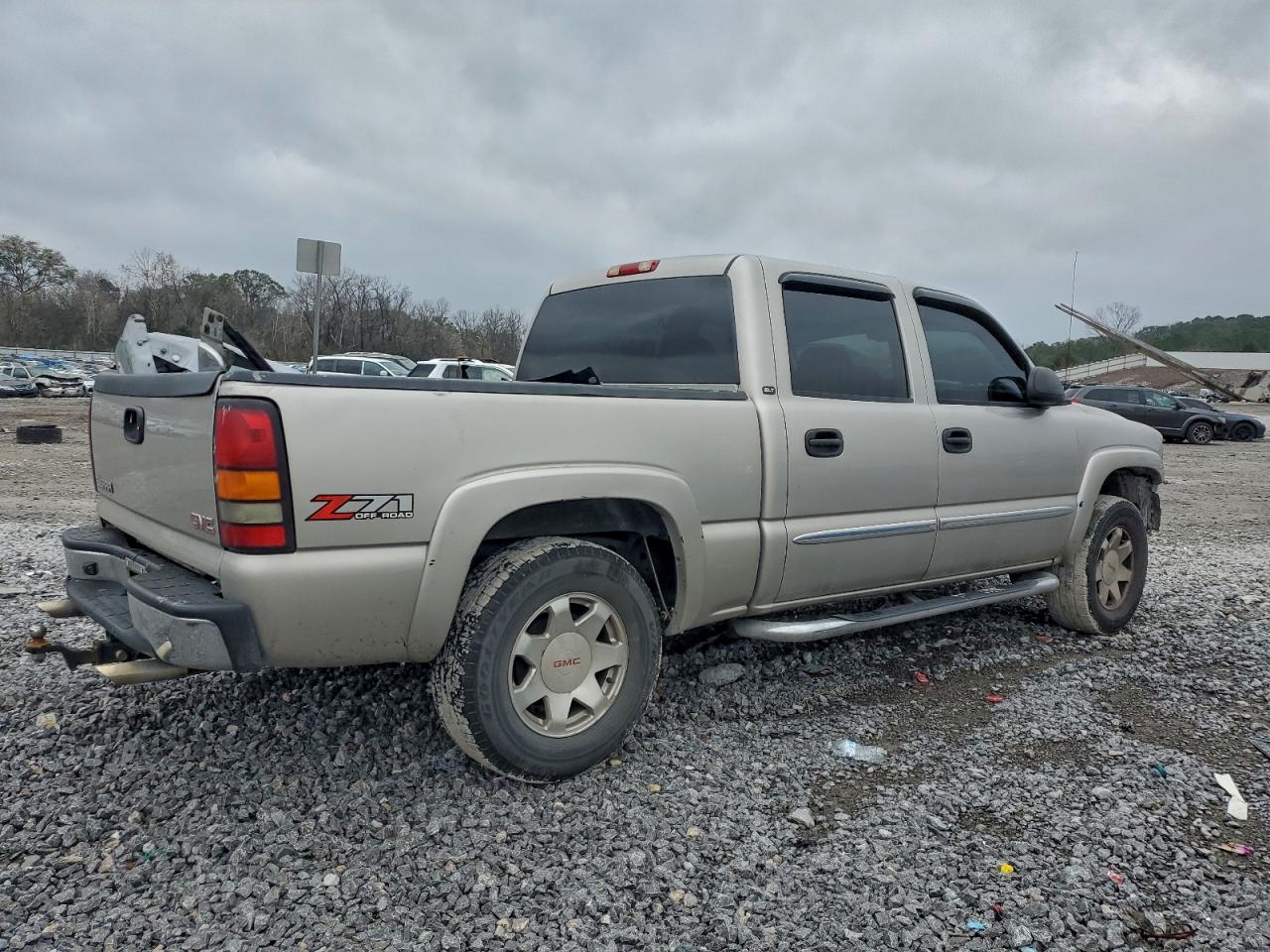 GMC Sierra K1500 Image 4