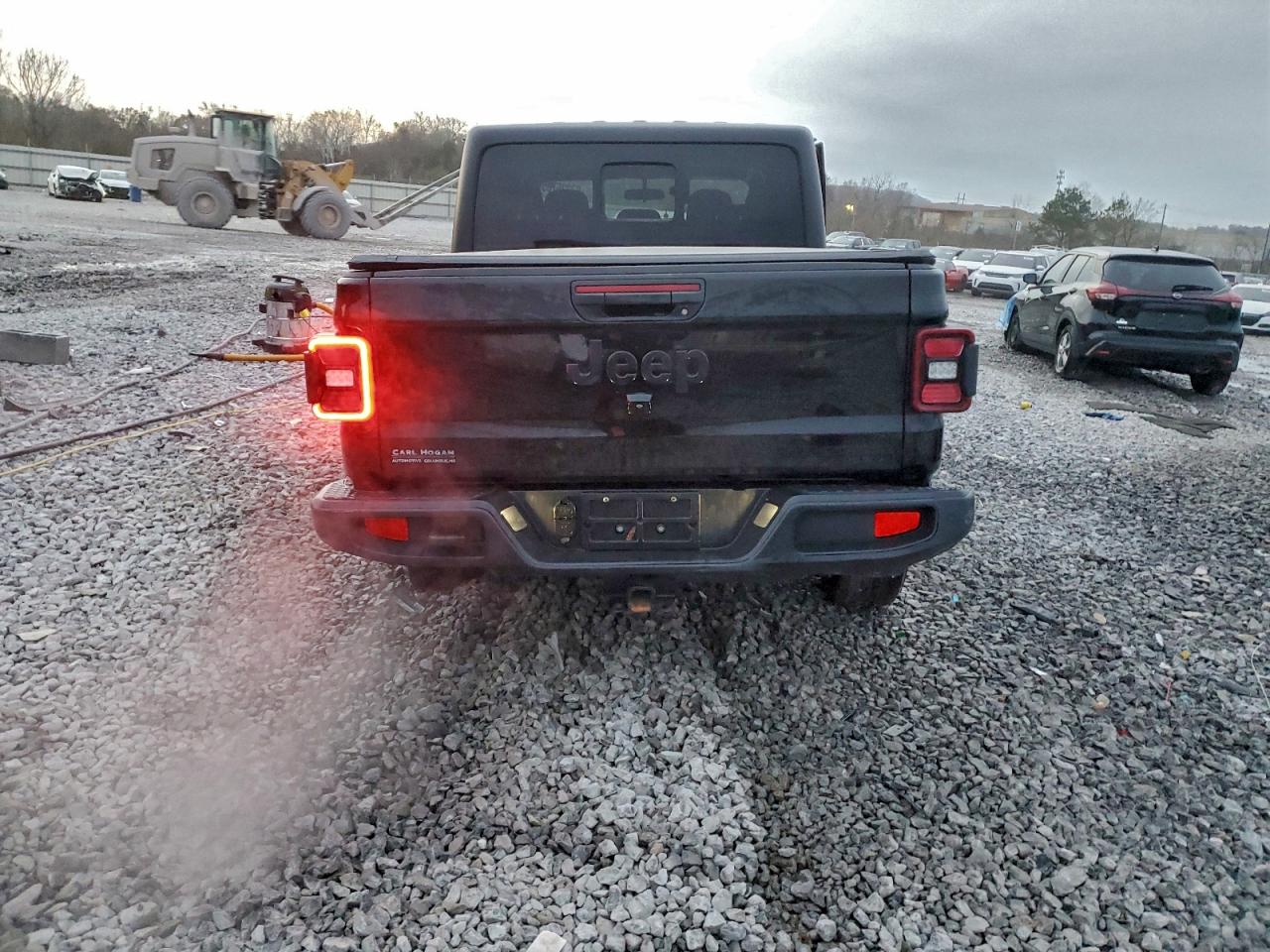 Jeep Gladiator Sport Image 11