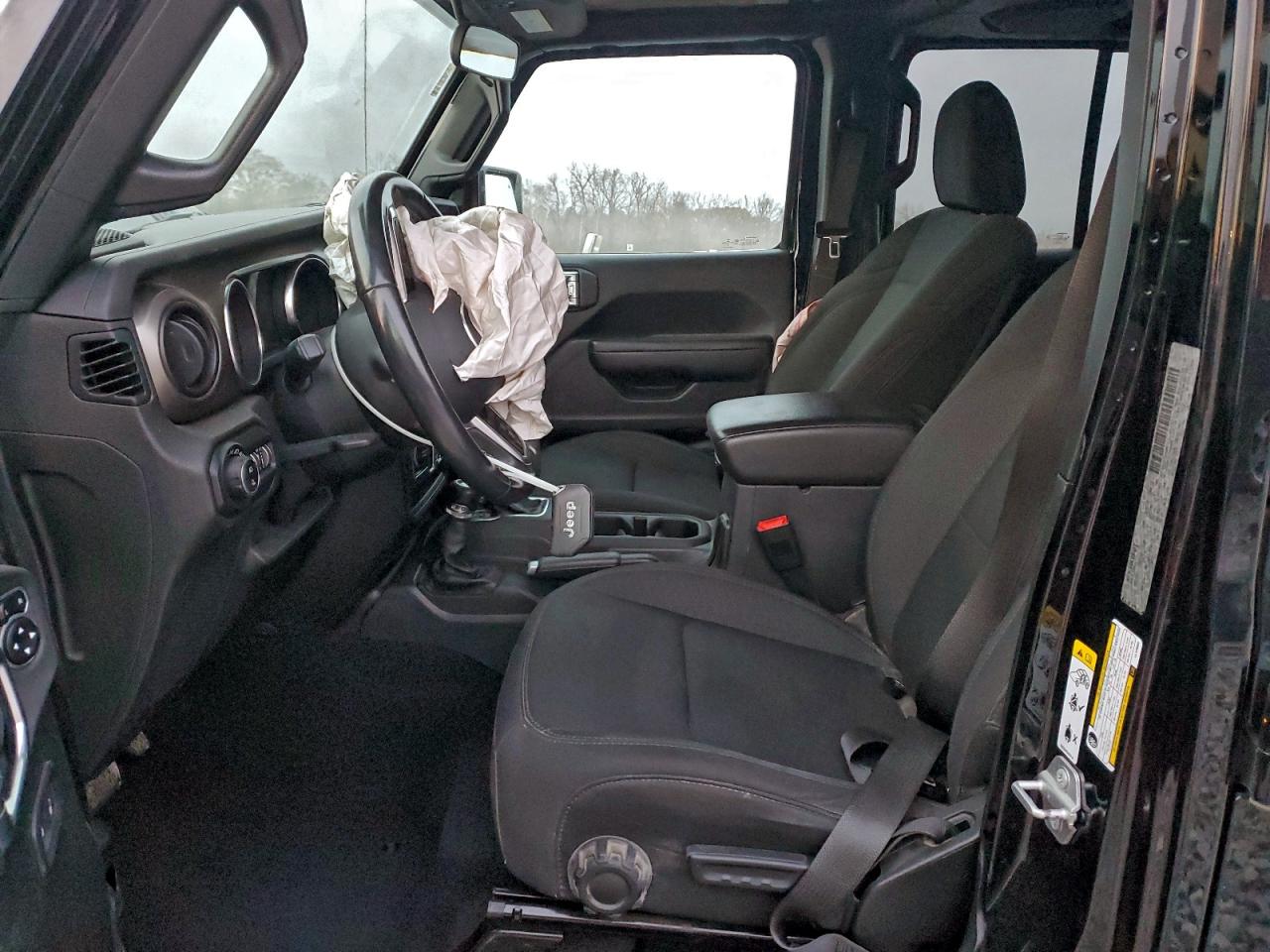 Jeep Gladiator Sport Image 3