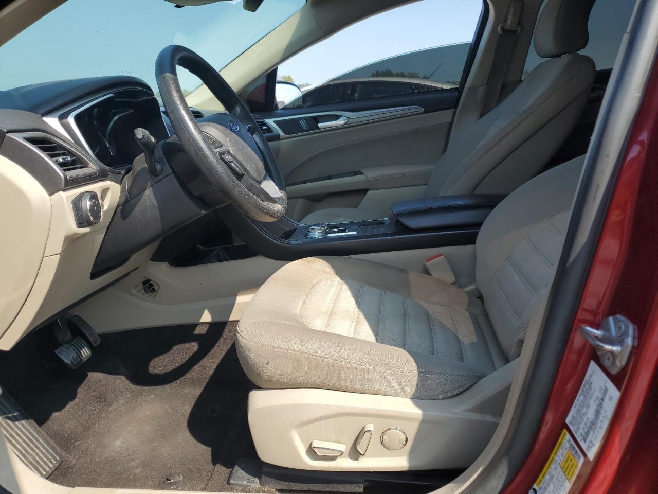 Ford Fusion Se Image 11