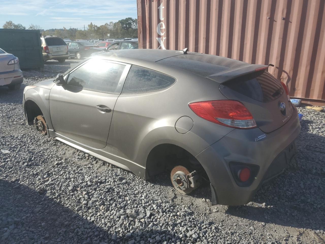 Hyundai VELOSTER Turbo Image 4