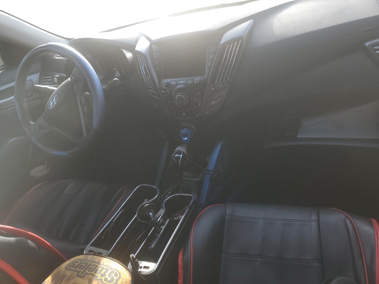 Hyundai VELOSTER Turbo Image 9