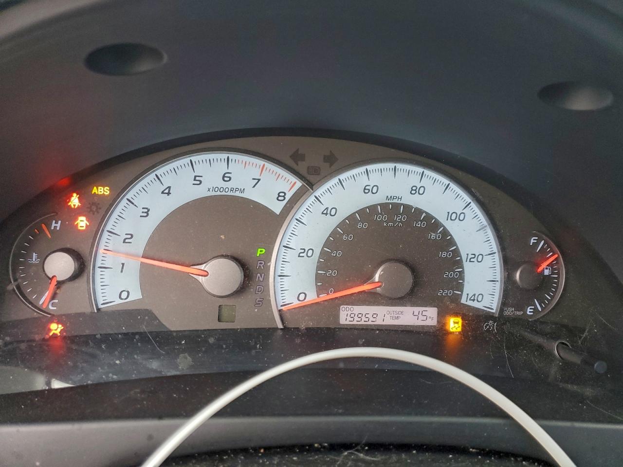 Toyota Camry Base Image 10