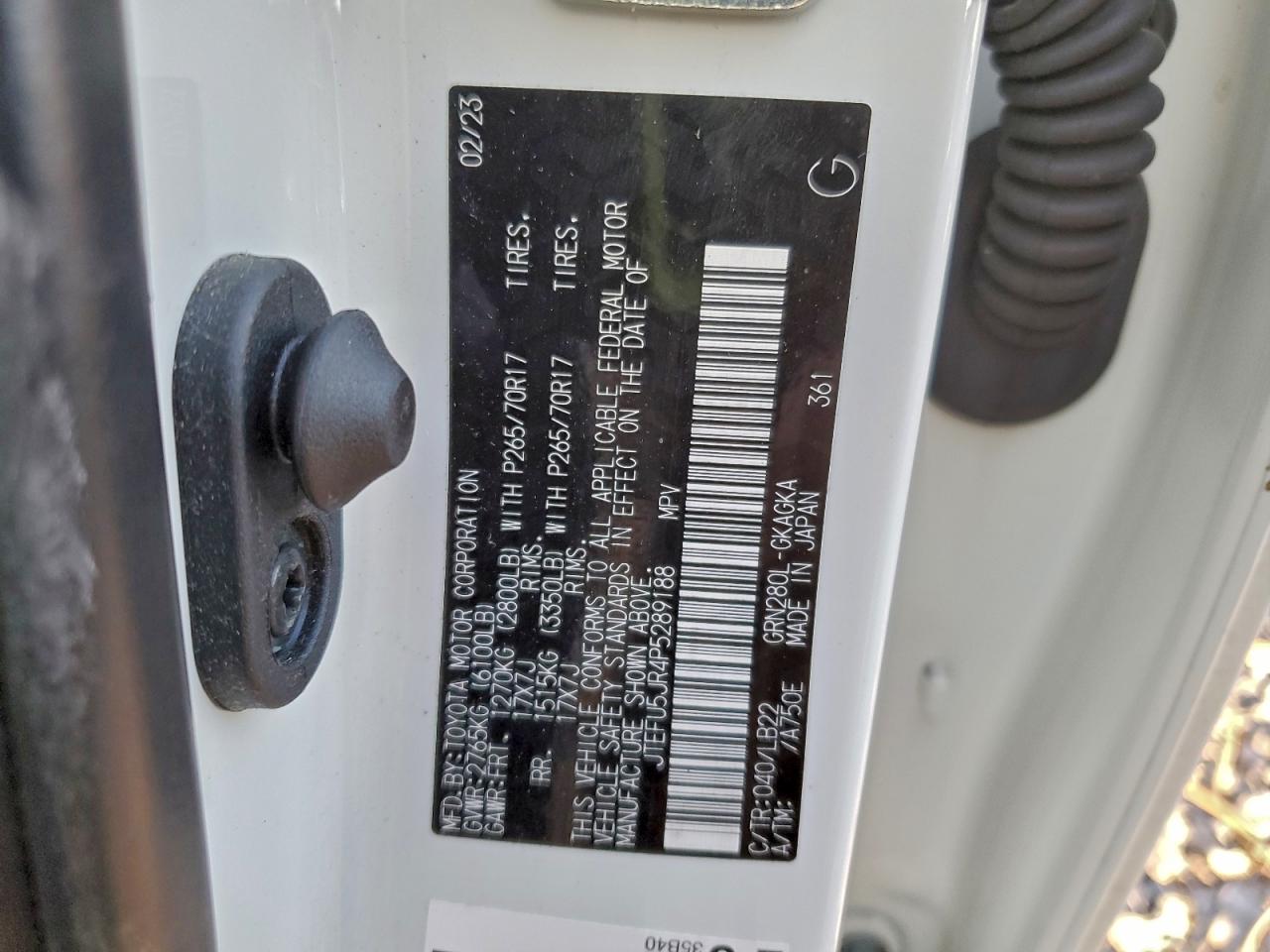 Toyota 4Runner Sr5 Image 11