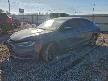  Salvage Chrysler 200