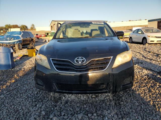 Toyota Camry Base Image 3