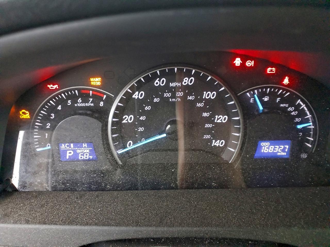 Toyota Camry Base Image 11