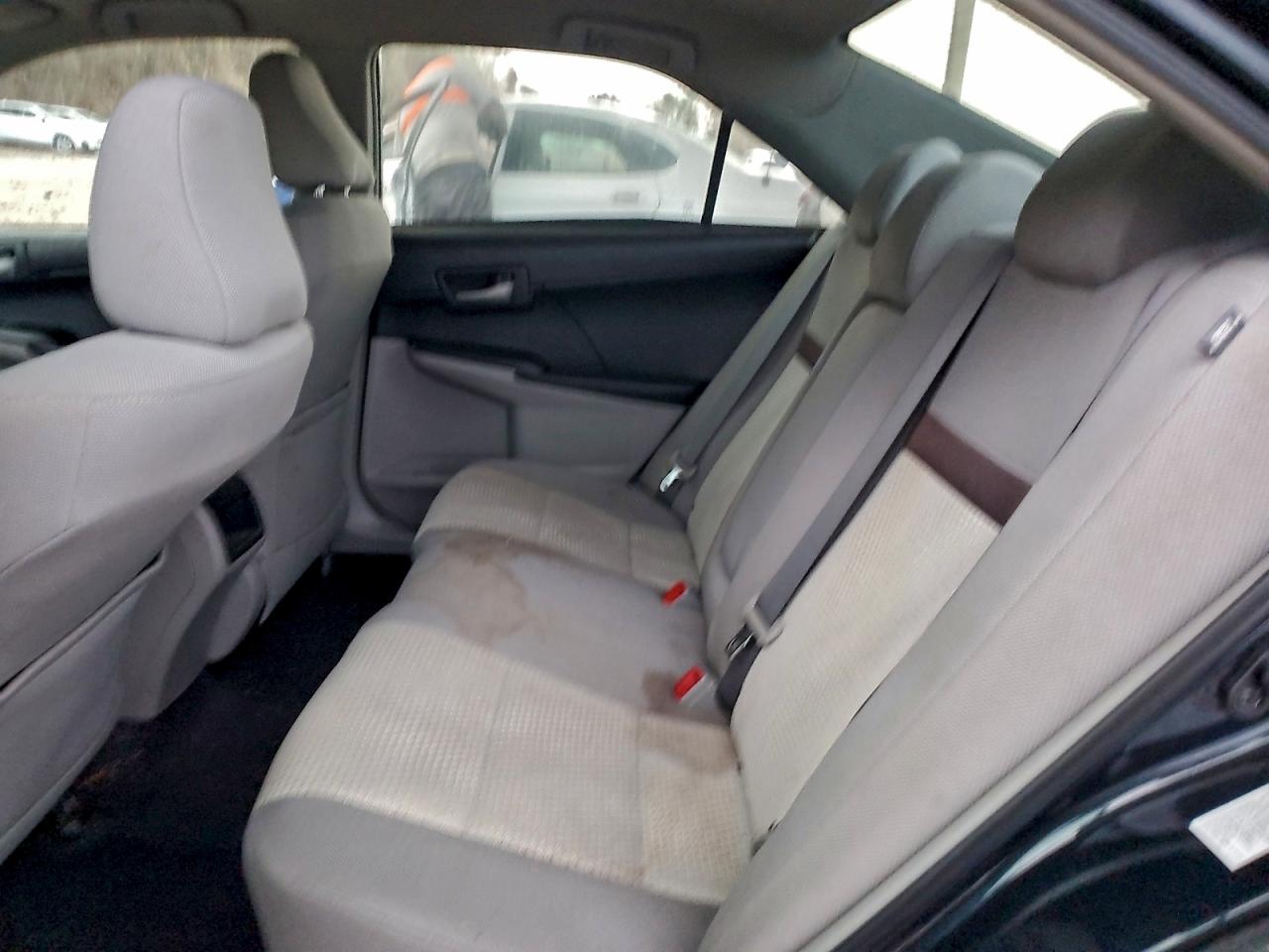 Toyota Camry Base Image 6