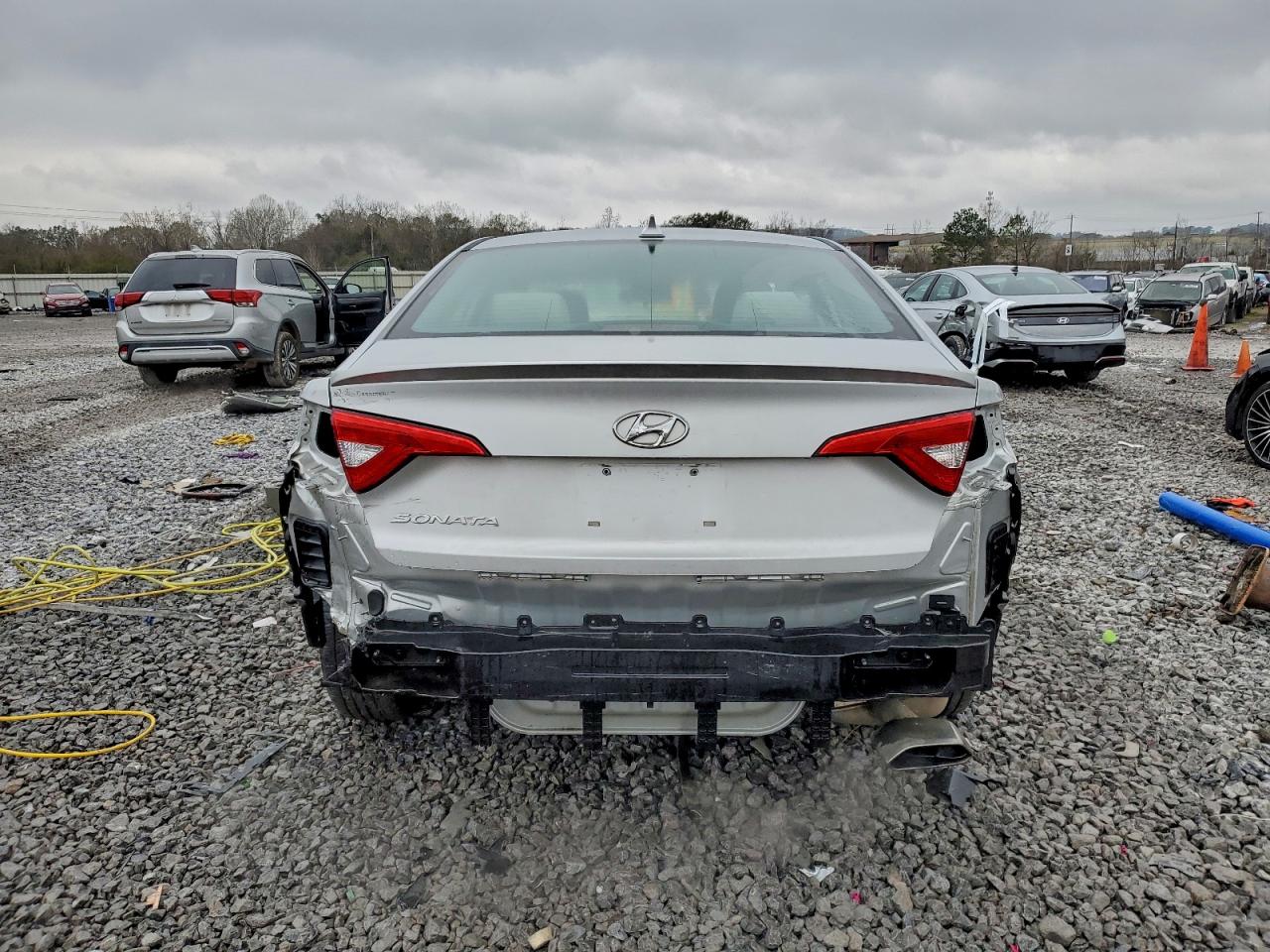 Hyundai SONATA Se Image 4