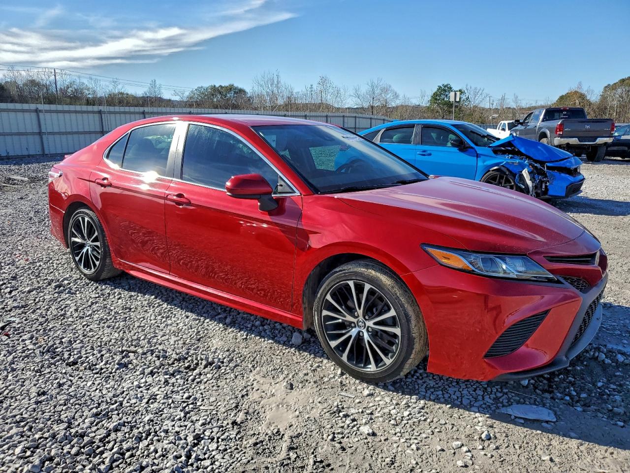 Toyota Camry Se Image 4