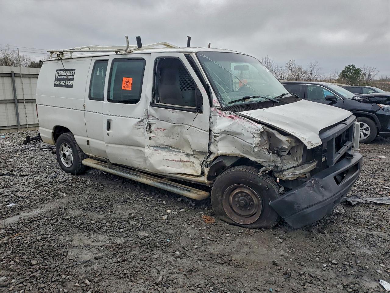 Ford Econoline E250 Van Image 6