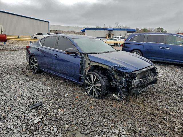 Nissan Altima Sr Image 12