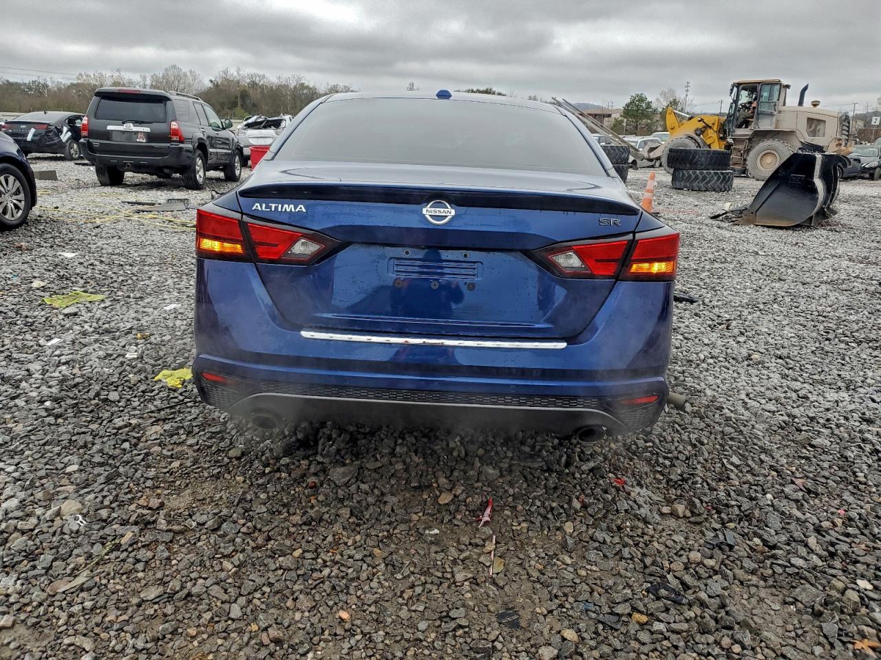 Nissan Altima Sr Image 13