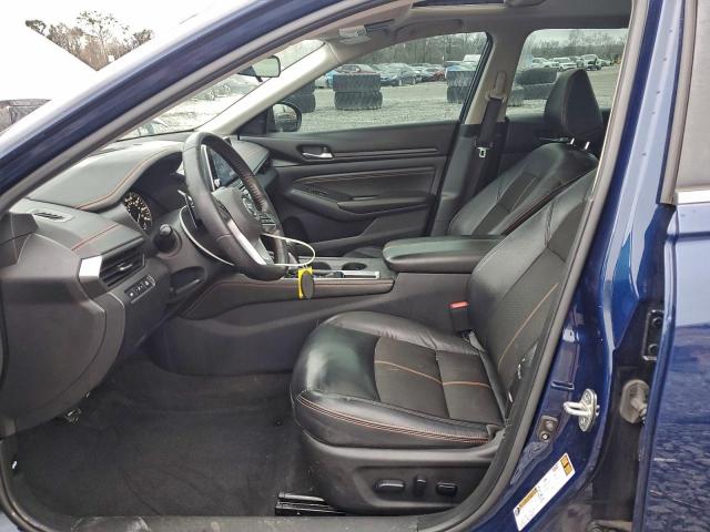 Nissan Altima Sr Image 11