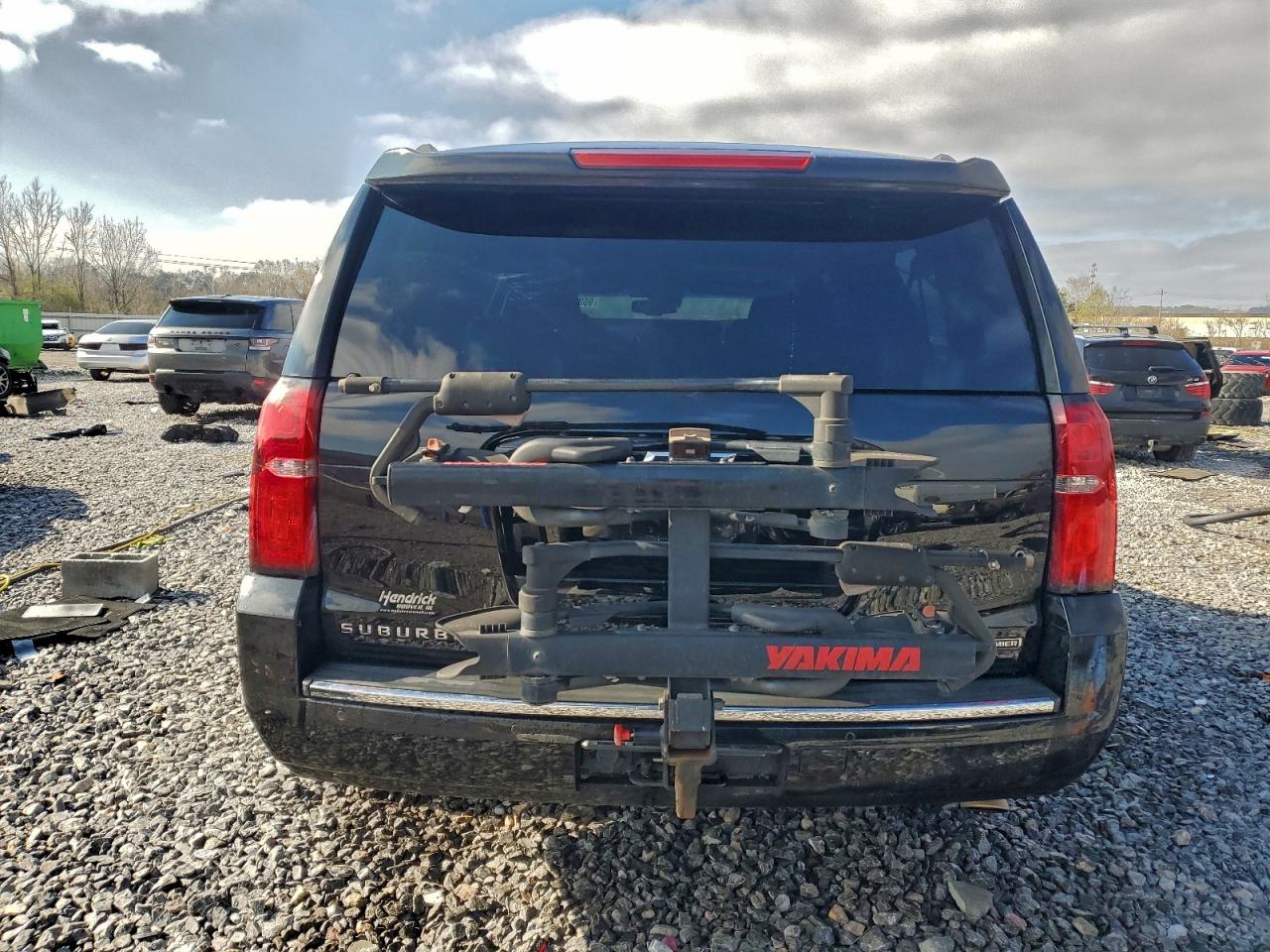 Chevrolet Suburban K1500 Premier Image 6