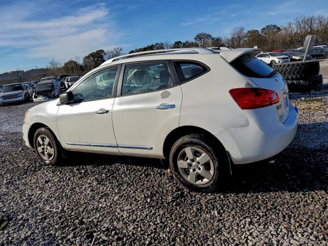 Nissan Rogue S Image 3