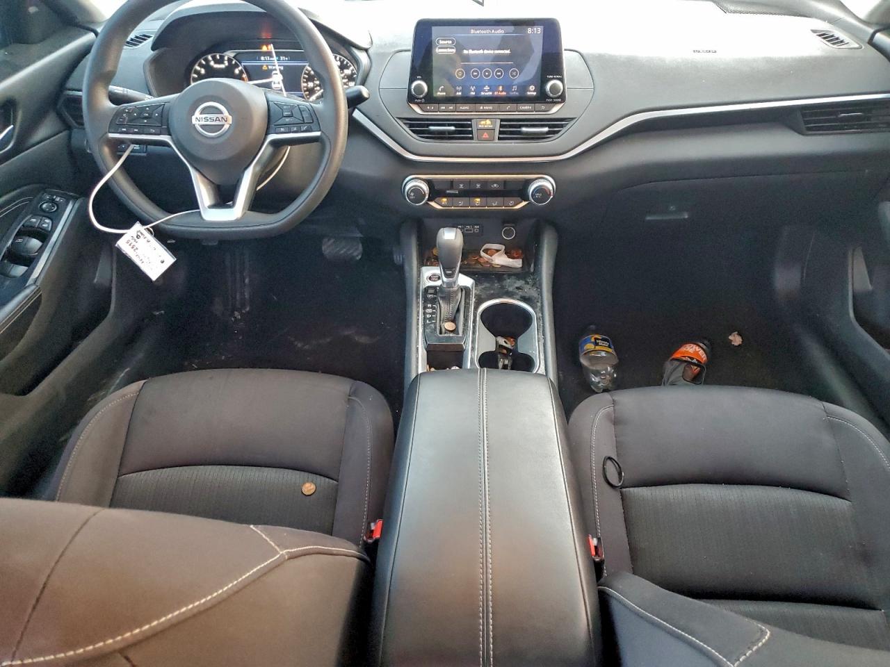 Nissan Altima Sv Image 10