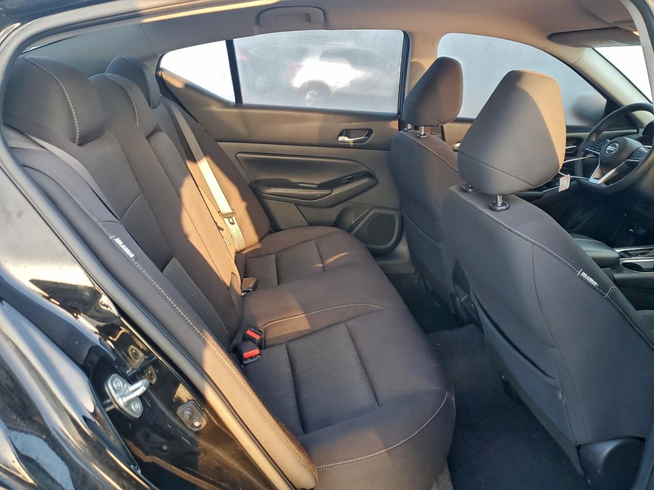 Nissan Altima Sv Image 9