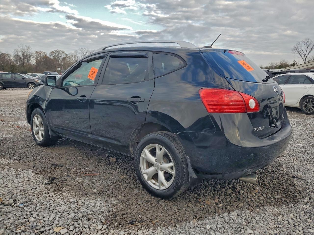 Nissan Rogue S Image 10