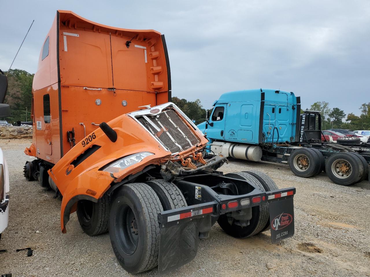 Peterbilt 579 Image 6