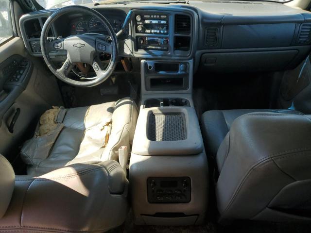 Chevrolet Suburban C1500 Image 3