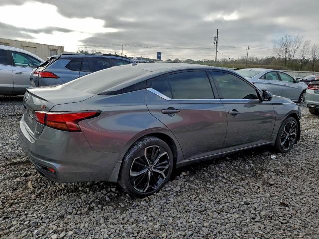 Nissan Altima Sr Image 5