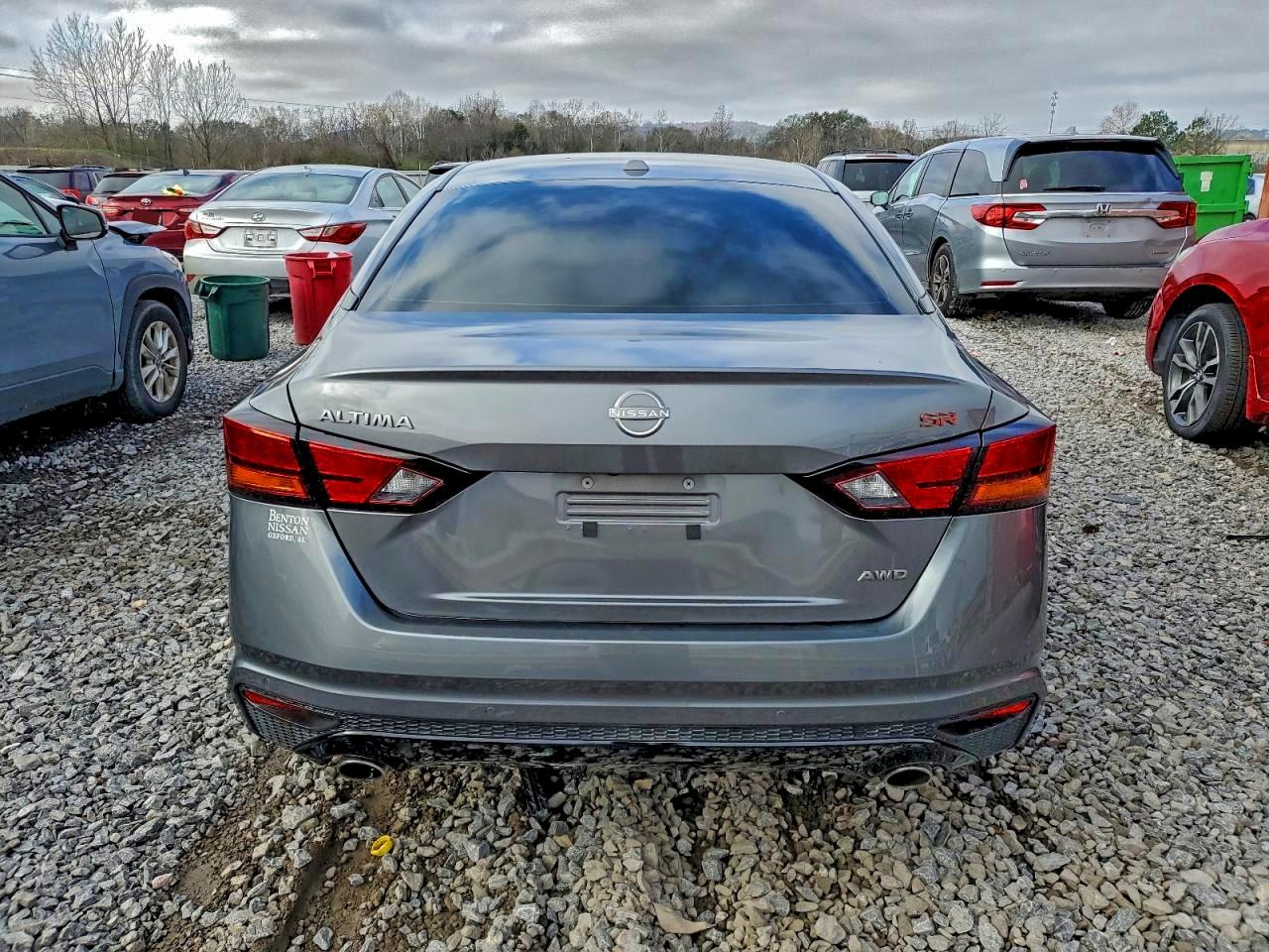 Nissan Altima Sr Image 3