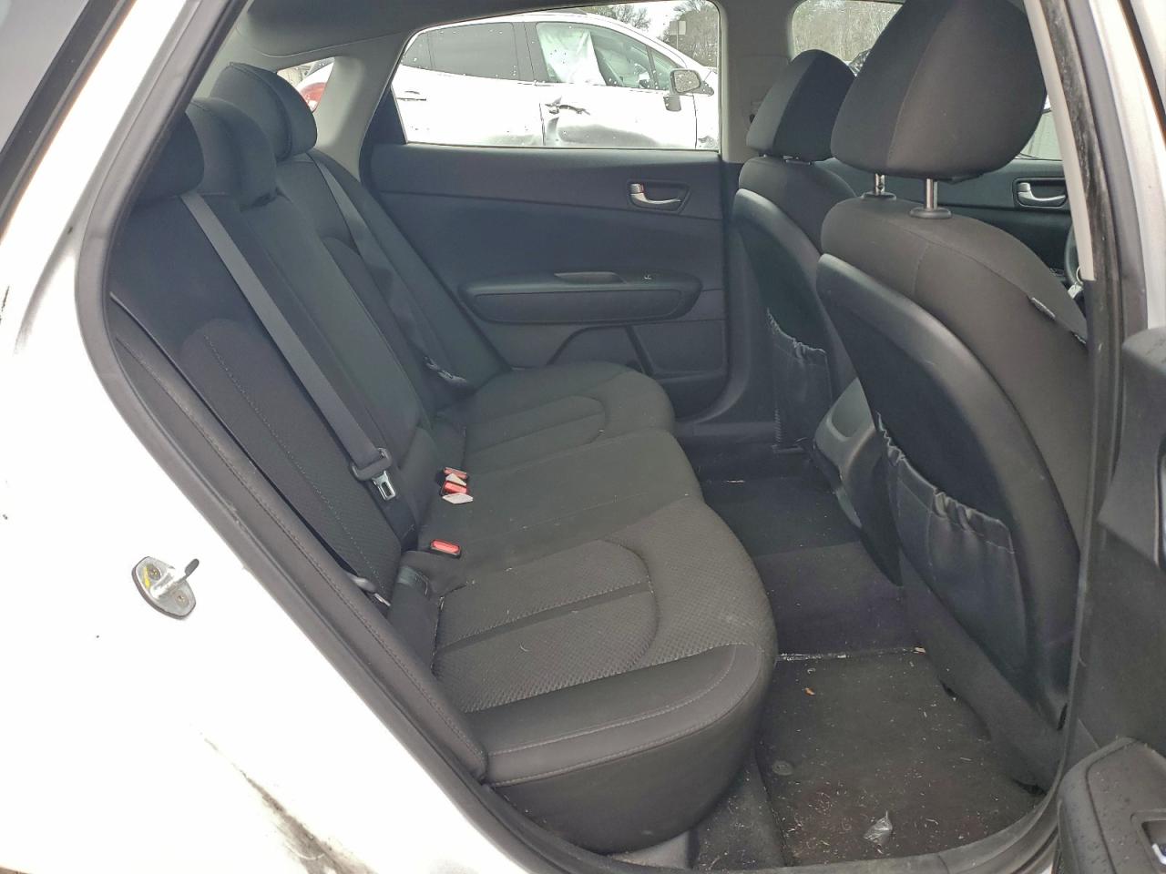 Kia Optima Lx Image 9