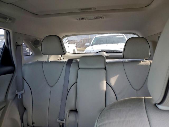 Toyota Venza Image 8