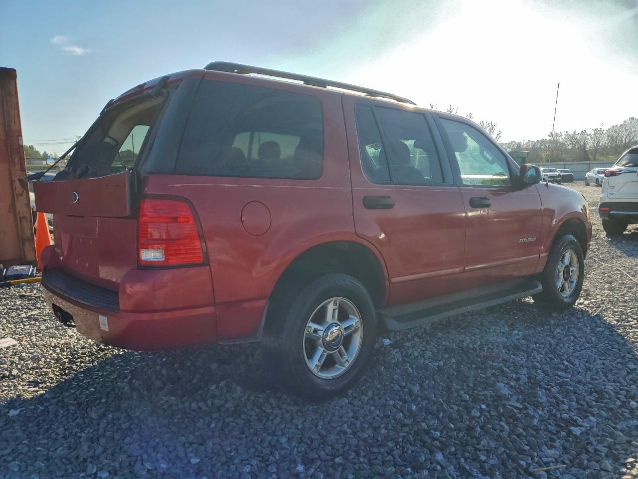 Ford Explorer Xlt Image 9