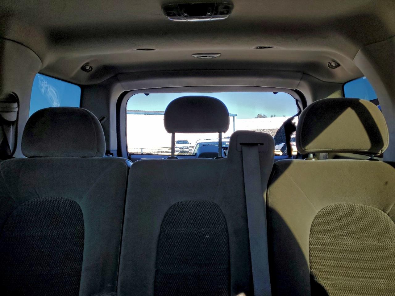 Ford Explorer Xlt Image 8