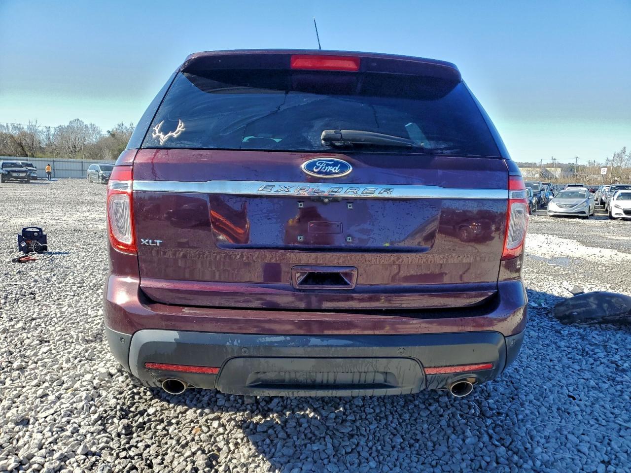 Ford Explorer Xlt Image 12