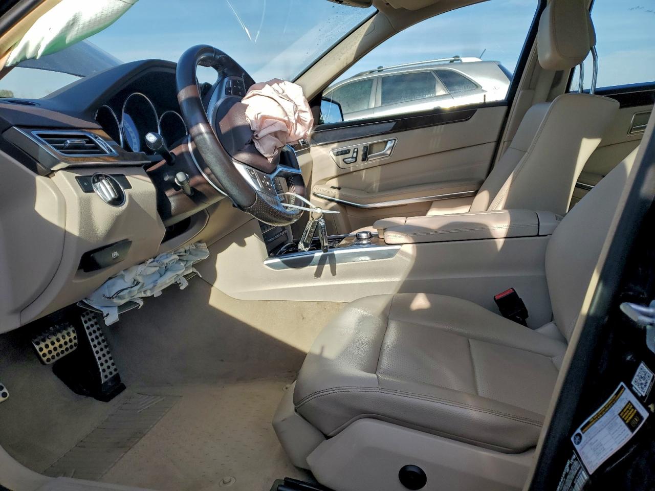 Mercedes-Benz E-Class 350 Image 8