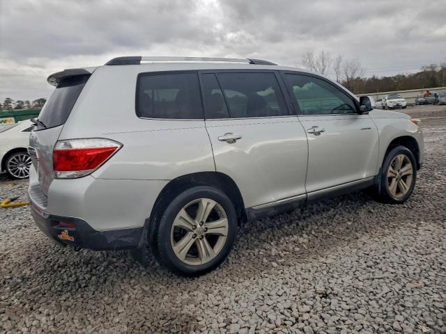 Toyota Highlander Limited Image 2