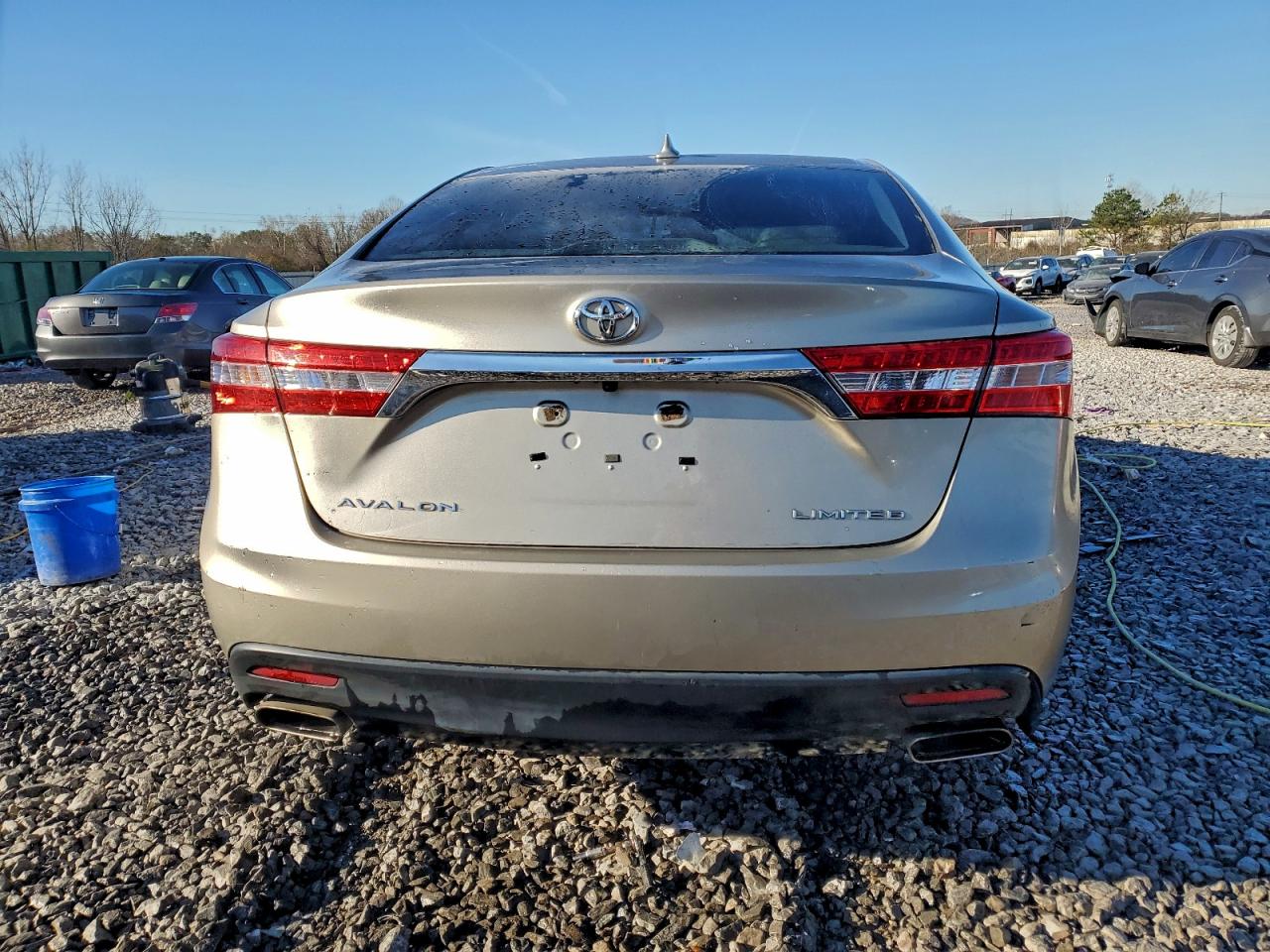 Toyota Avalon Xle Image 6
