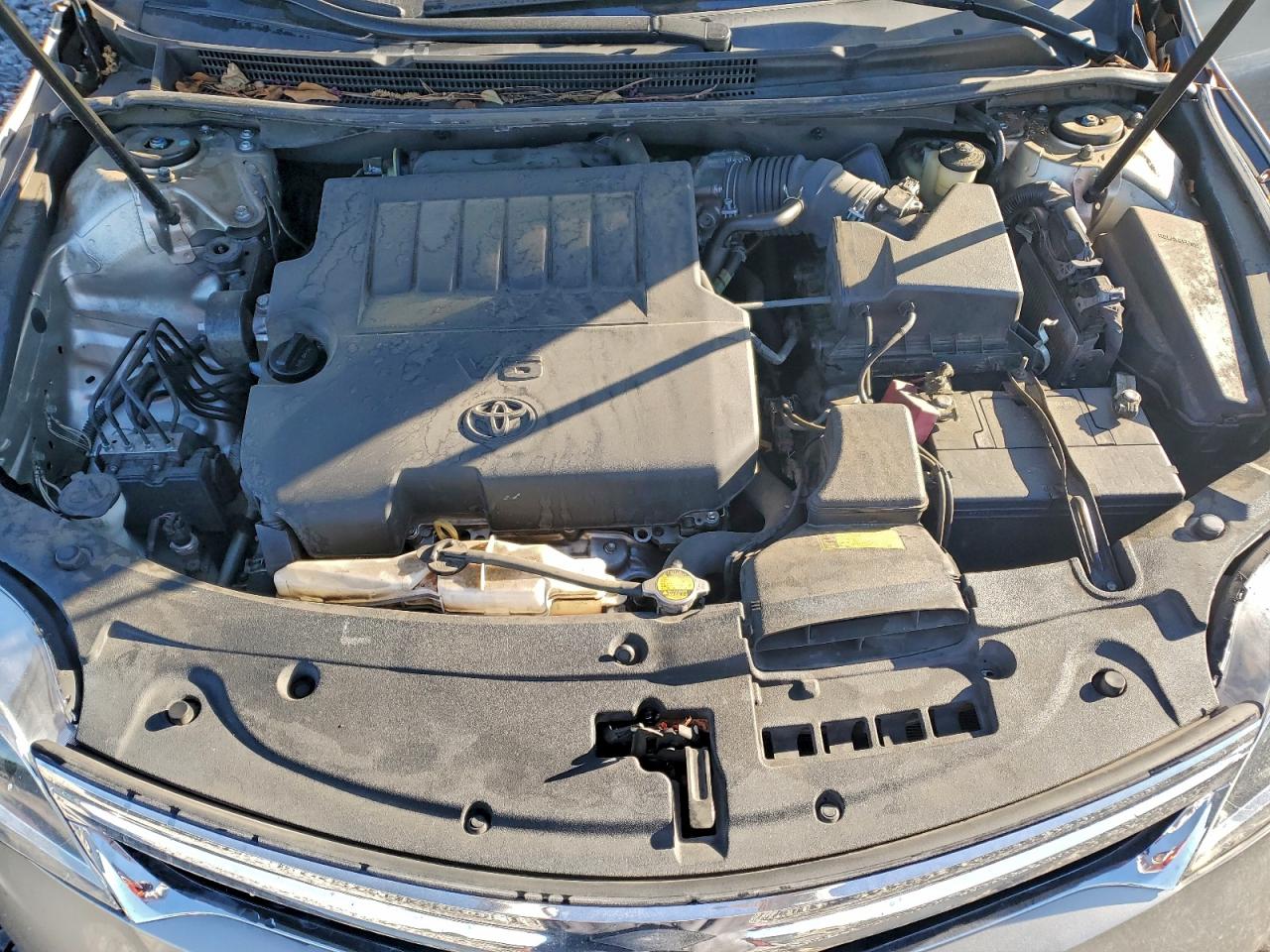 Toyota Avalon Xle Image 12