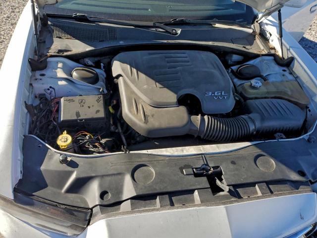 Dodge Charger Se Image 6