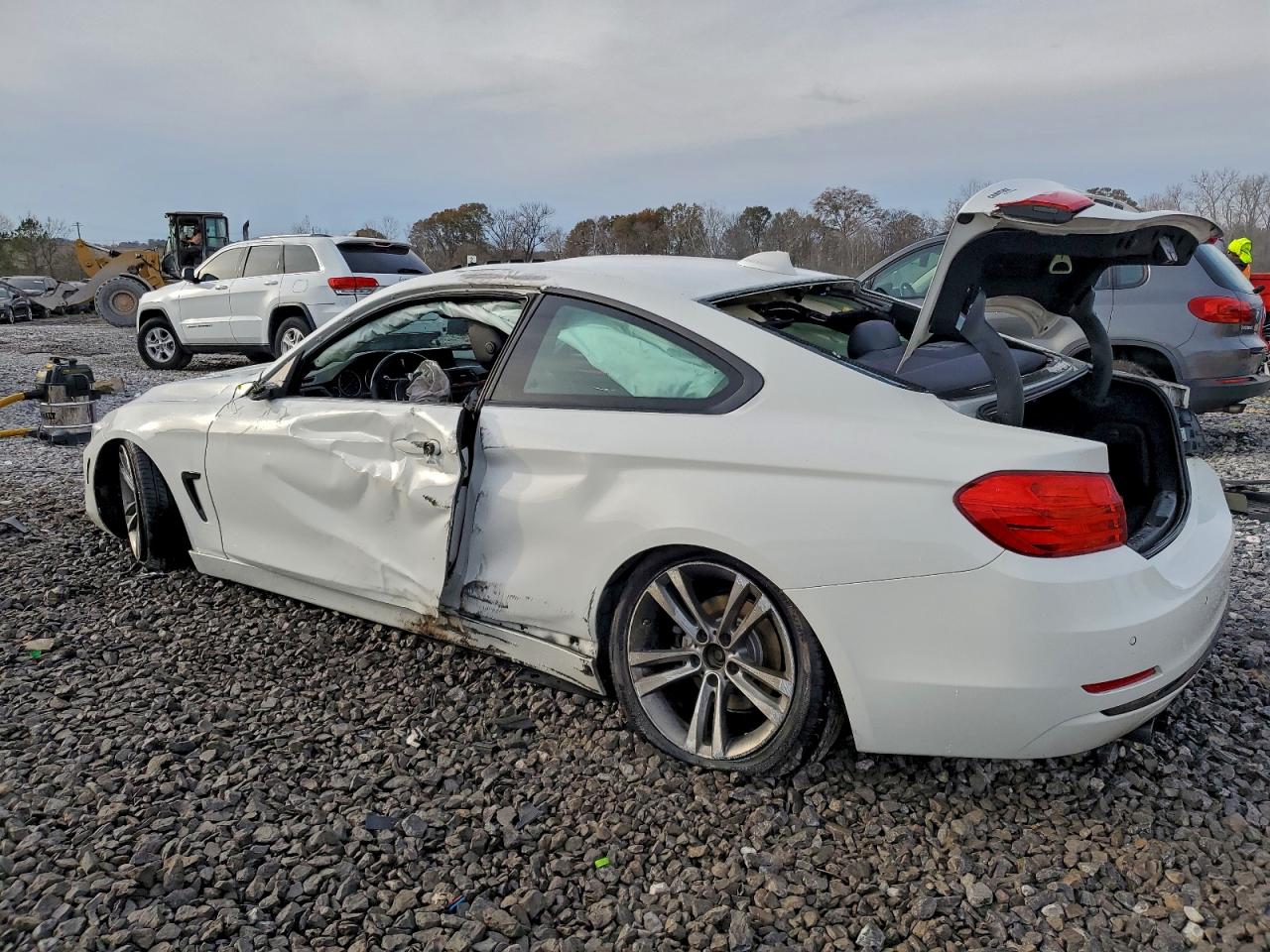 BMW 4 Series I Image 12