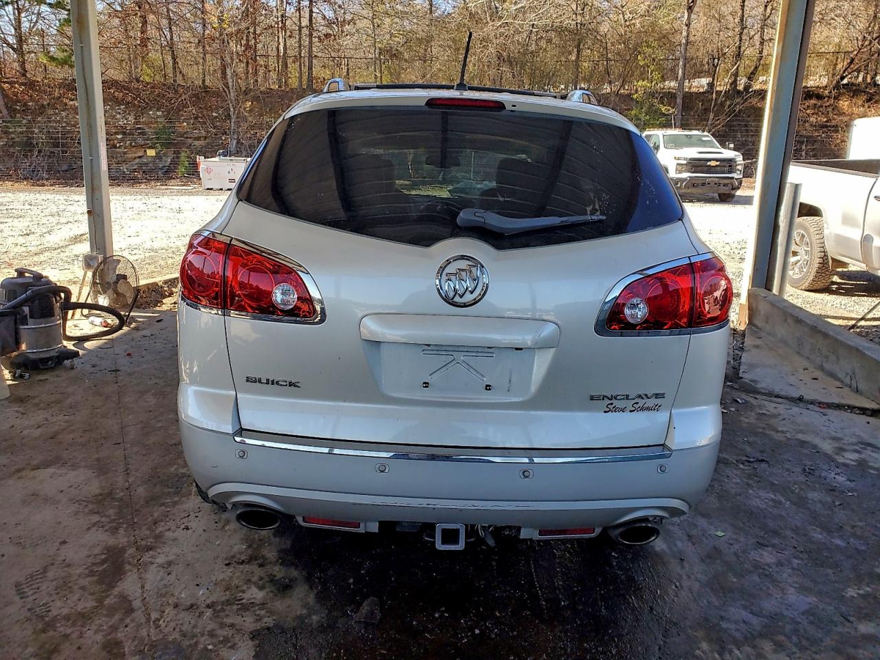 Buick Enclave Image 7